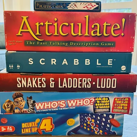 2 Bedroom Centre Garden Flat With Secure Parking