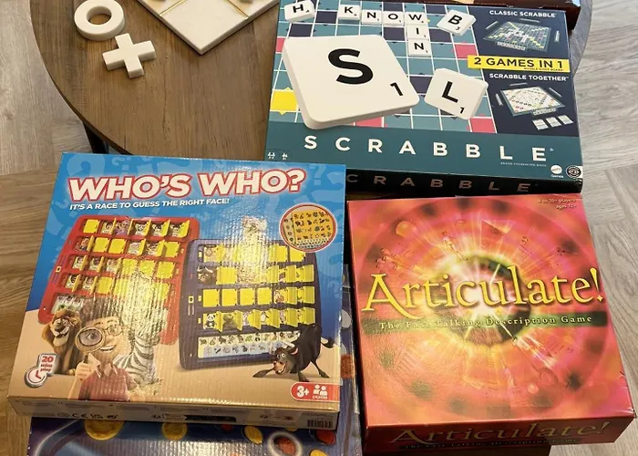 2 Bedroom Centre Garden Flat With Secure Parking